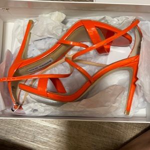 Like new Steve Madden Strappy Orange Heel sz 8